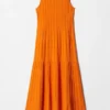 Midikleid aus Rippstrick Midikleid aus Rippstrick