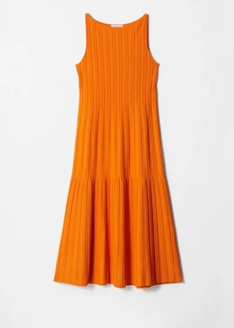 Midikleid aus Rippstrick Midikleid aus Rippstrick