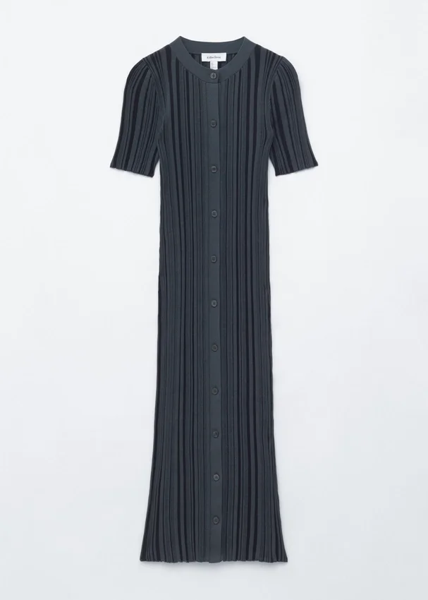 Midikleid aus Rippstrick Midikleid aus Rippstrick