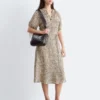 Midikleid mit Bindegürtel