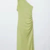 Midikleid mit einem Schulter- und Schal-Detail