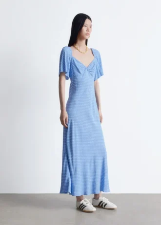Midikleid mit Flatterärmeln