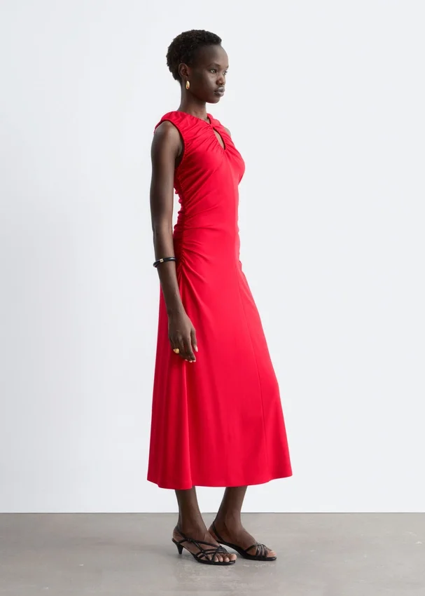 Midikleid mit gerafftem Schlüssellochausschnitt Midikleid mit gerafftem Schlüssellochausschnitt