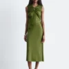 Midikleid mit gerafftem Schlüssellochausschnitt Midikleid mit gerafftem Schlüssellochausschnitt