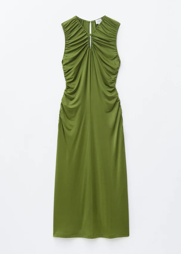 Midikleid mit gerafftem Schlüssellochausschnitt Midikleid mit gerafftem Schlüssellochausschnitt