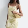 Midikleid mit Jacquard-Cowl-Ausschnitt