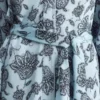 Mini-Wickelkleid mit Blumenmuster Mini-Wickelkleid mit Blumenmuster