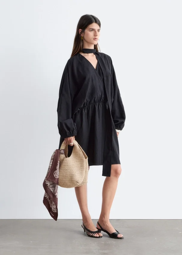 Minikleid mit Schaldetail Minikleid mit Schaldetail