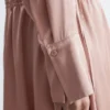 Minikleid mit V-Ausschnitt und Kordelzug Minikleid mit V-Ausschnitt und Kordelzug