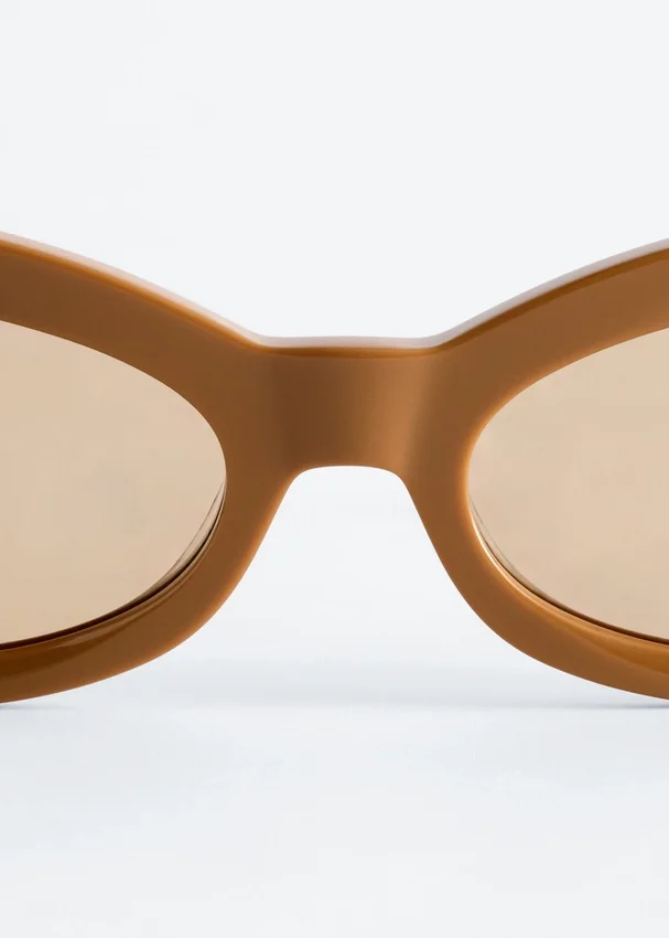 Ovale Cat-Eye-Sonnenbrille Ovale Cat-Eye-Sonnenbrille