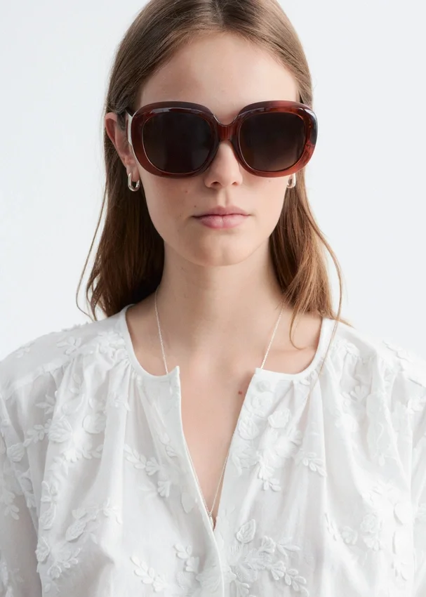 Oversized-Bluse mit Puffärmeln Oversized-Bluse mit Puffärmeln