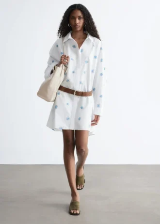 Oversized-Hemd-Minikleid