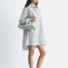 Oversized-Hemd-Minikleid