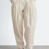 Plisseehose mit weitem Bein Plisseehose mit weitem Bein