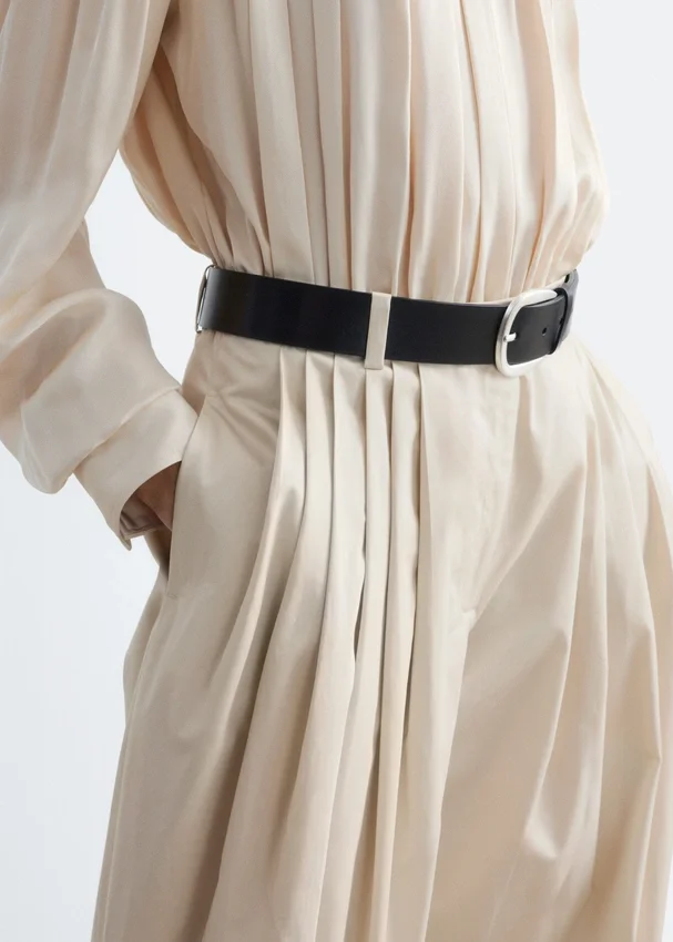 Plisseehose mit weitem Bein Plisseehose mit weitem Bein