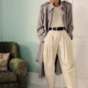Trenchcoat aus Baumwoll-Woll-Mischung mit Bindegürtel