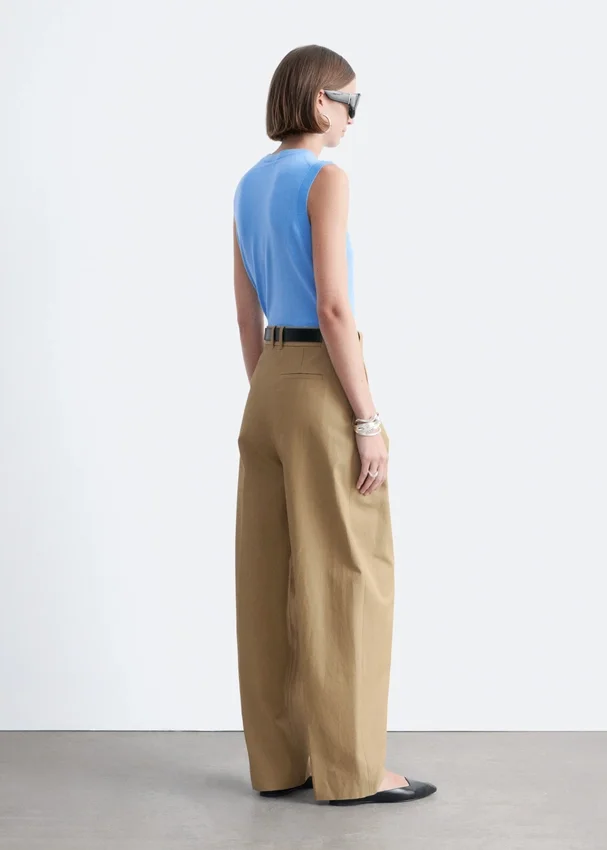 Plissierte Hose mit weitem Bein Plissierte Hose mit weitem Bein