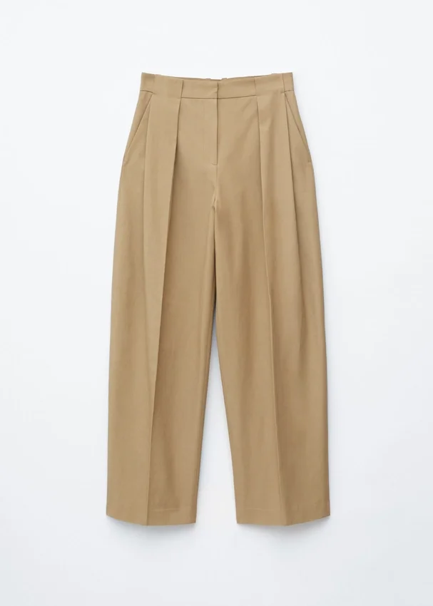 Plissierte Hose mit weitem Bein Plissierte Hose mit weitem Bein