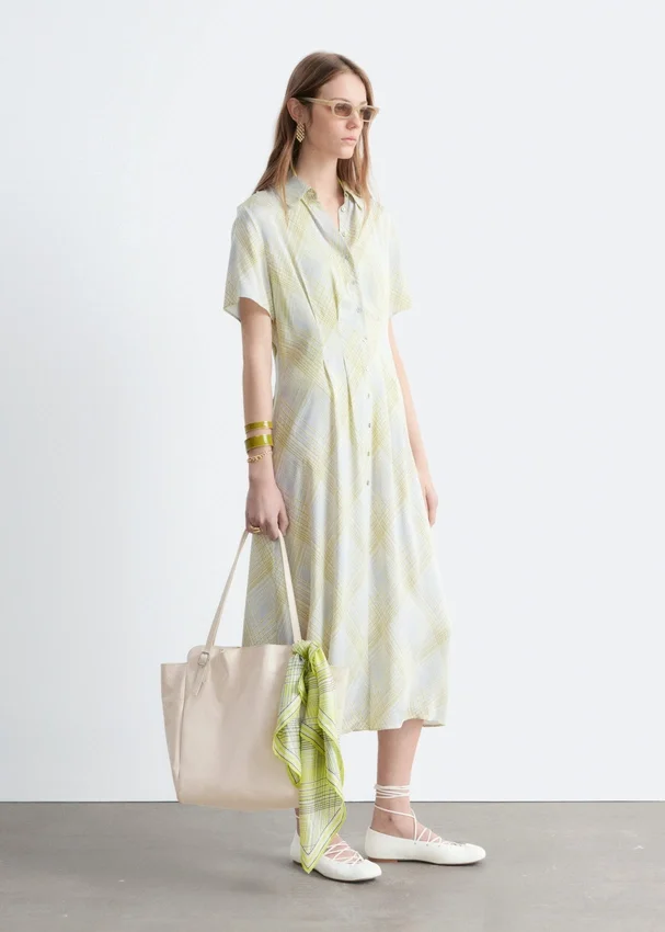 Plissiertes Hemdkleid Plissiertes Hemdkleid