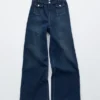 Press-Crease-Jeans mit ausgestelltem Bein Press-Crease-Jeans mit ausgestelltem Bein