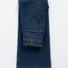 Press-Crease-Jeans mit ausgestelltem Bein Press-Crease-Jeans mit ausgestelltem Bein