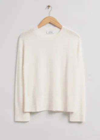 Pullover mit Rundhalsausschnitt und gerader Passform