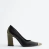 Pumps aus Leder mit Farbblöcken Pumps aus Leder mit Farbblöcken