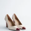 Pumps aus Leder mit Farbblöcken Pumps aus Leder mit Farbblöcken