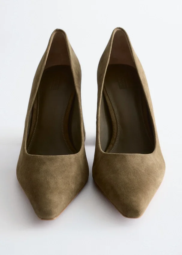 Pumps aus Wildleder mit Blockabsatz Pumps aus Wildleder mit Blockabsatz