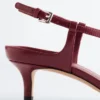 Pumps mit Lederriemen im Kreuzmuster Pumps mit Lederriemen im Kreuzmuster
