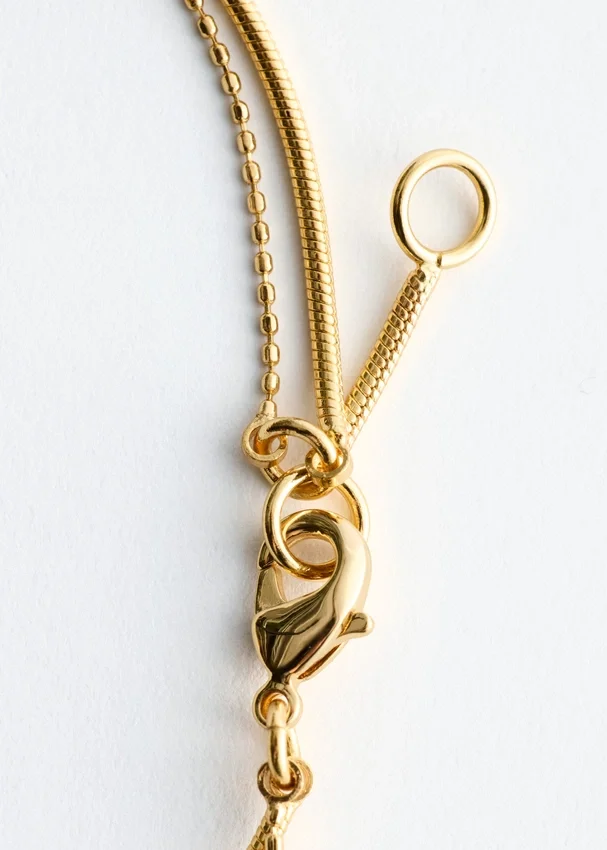 Quarzarmband mit doppelter Kette Quarzarmband mit doppelter Kette
