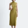 Ärmelloses Midikleid mit Rollkragen