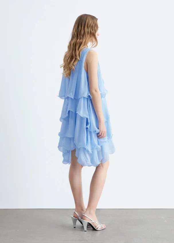 Ärmelloses Minikleid mit Rüschen Ärmelloses Minikleid mit Rüschen