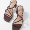 Sandalen mit Riemchen und Blockabsatz