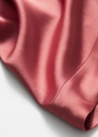 Satin-Shorts zum Hineinschlüpfen Satin-Shorts zum Hineinschlüpfen