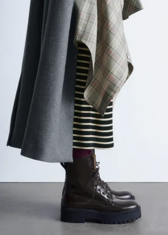 Schnürstiefel aus Leder