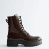 Schnürstiefel aus Leder Schnürstiefel aus Leder