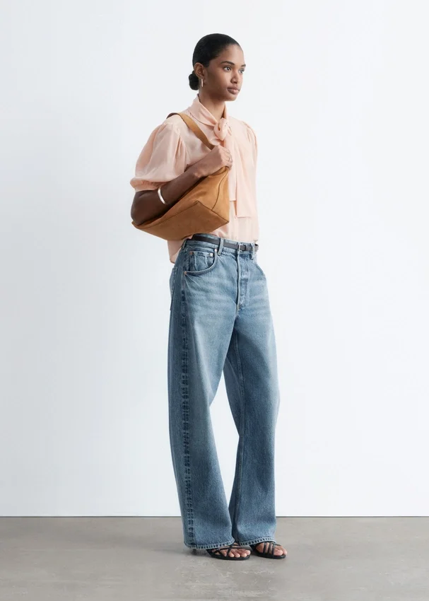 Seiden-Bluse mit Krawattenkragen Seiden-Bluse mit Krawattenkragen