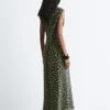 Seiden-Maxikleid mit V-Ausschnitt Seiden-Maxikleid mit V-Ausschnitt