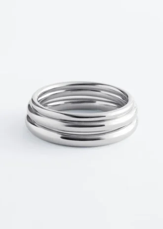 Set aus röhrenförmigen Armreifen
