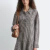 Shirtkleid mit tiefem Taillenbund Shirtkleid mit tiefem Taillenbund