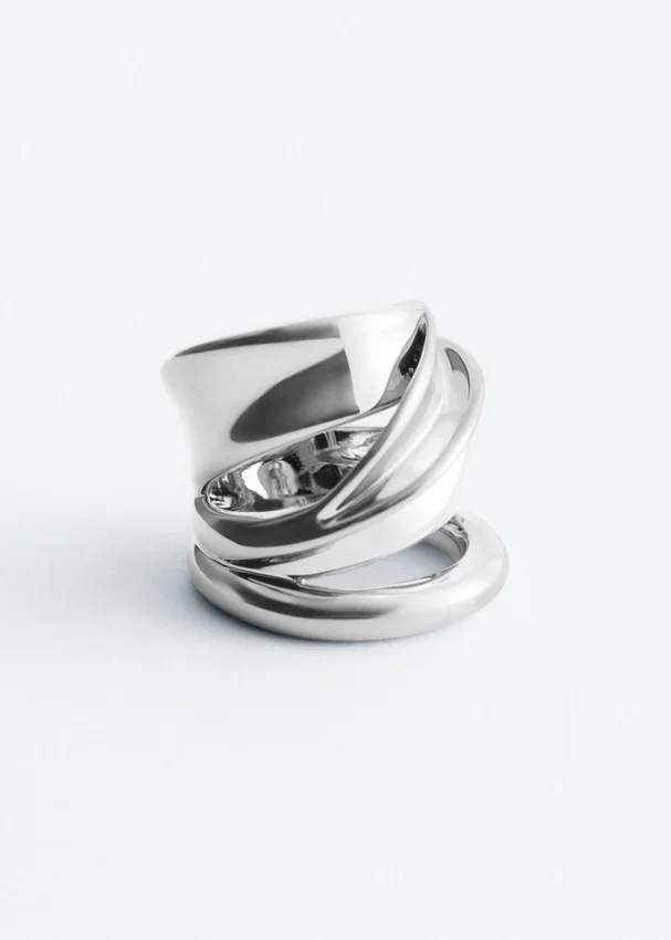 Skulpturaler Doppelwickelring Skulpturaler Doppelwickelring