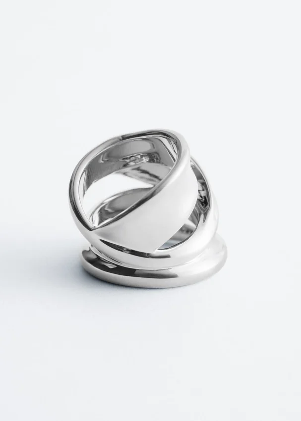 Skulpturaler Doppelwickelring Skulpturaler Doppelwickelring