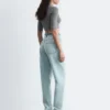Slim-Fit-T-Shirt in verkürzter Länge Slim-Fit-T-Shirt in verkürzter Länge