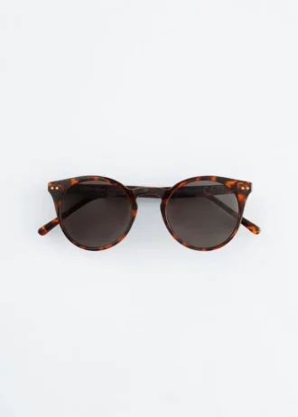 Sonnenbrille mit klassisch rundem Rahmen