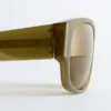 Sonnenbrille mit ovalem Rahmen