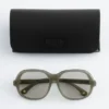 Sonnenbrille mit quadratischem Rahmen