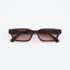 Sonnenbrille mit schmalem Rahmen