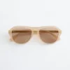 Sonnenbrille mit weichen Kanten und quadratischem Rahmen
