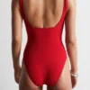 Strandkleid mit strukturierter Schleife Strandkleid mit strukturierter Schleife